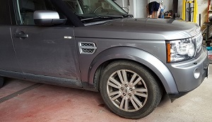 Kotflügelverbreiterung Land Rover